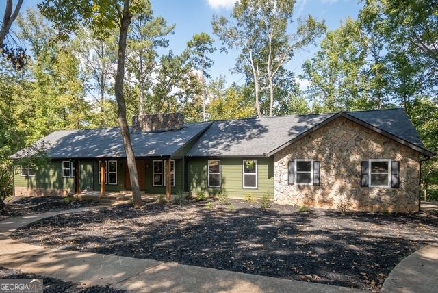 160 Lake Forest Drive Property Photo 1