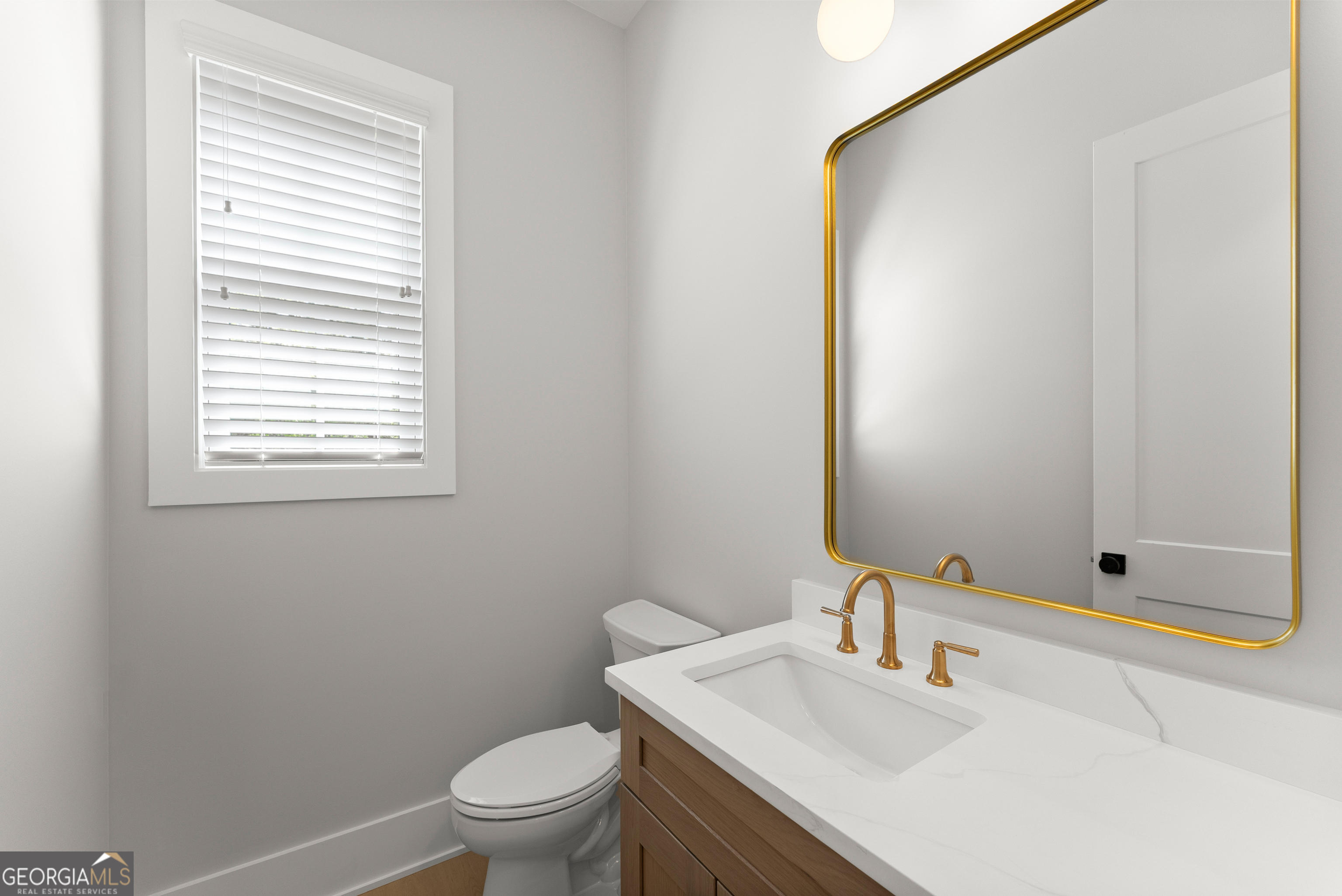 5019 Nichols Drive Property Photo 8