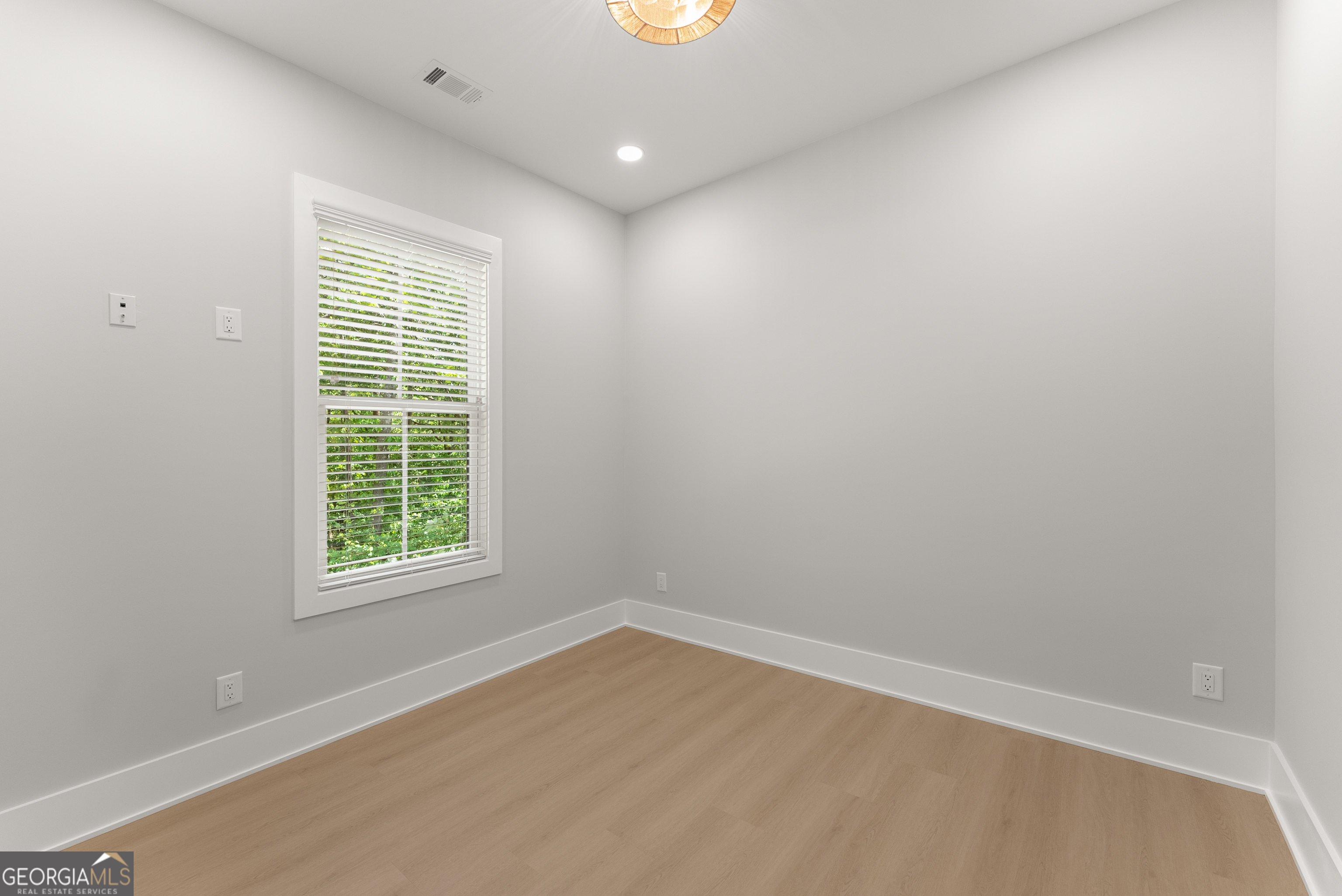 5019 Nichols Drive Property Photo 32