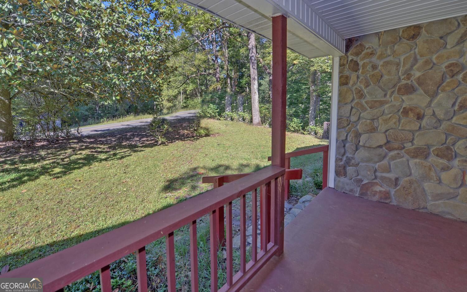 910 Hells Hollow Road Property Photo 3