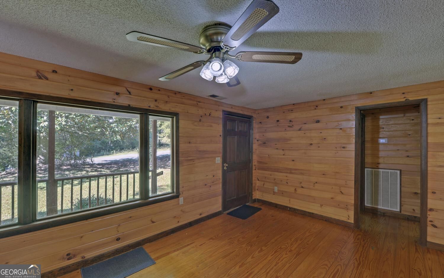 910 Hells Hollow Road Property Photo 7