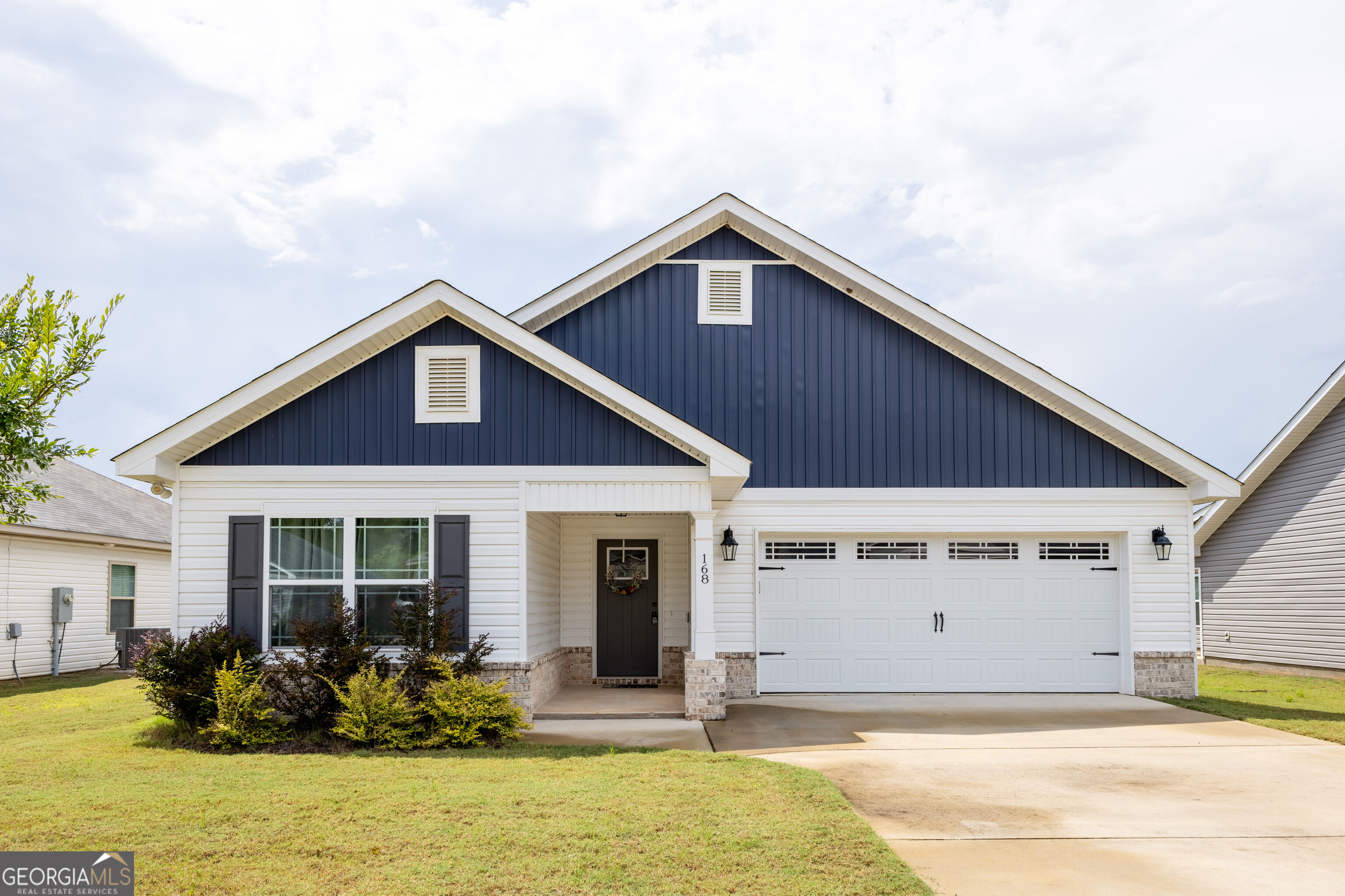 168 Red Tail Circle Property Photo 1