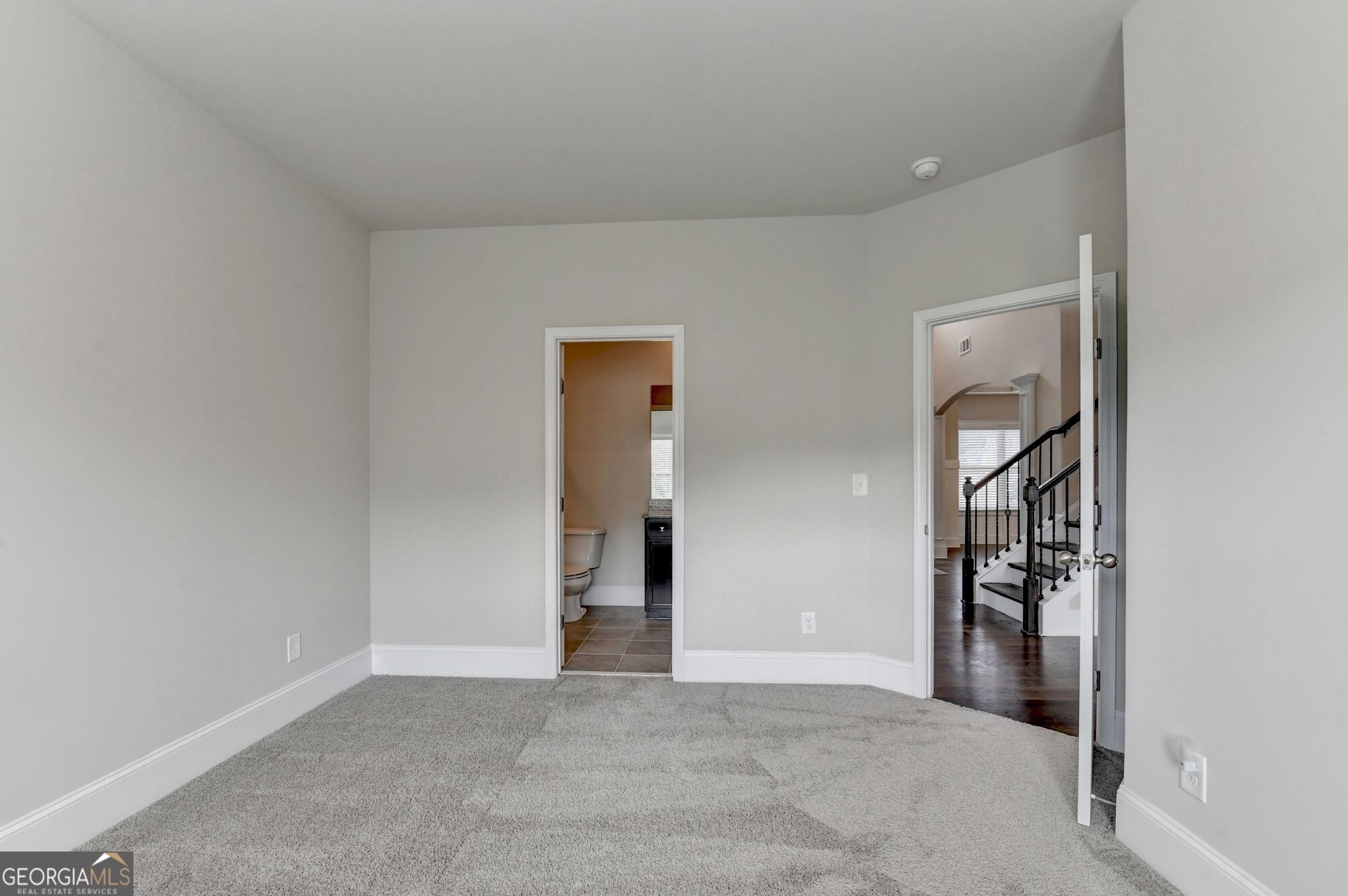 3972 Golden Gate Way Property Photo 35