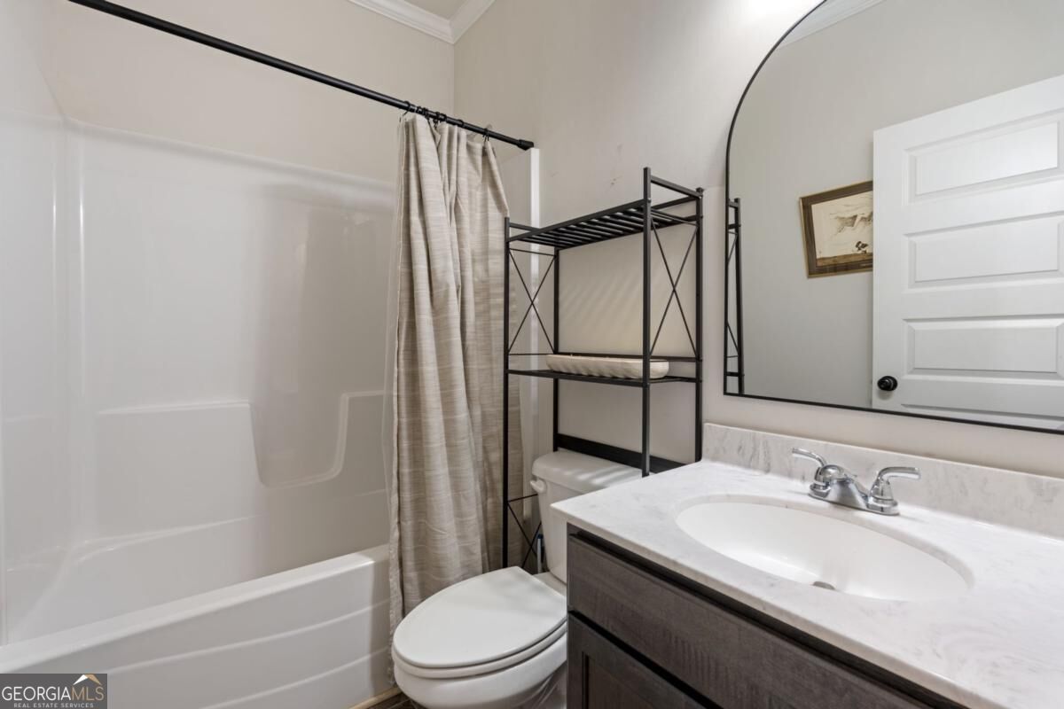223 Manor Drive Property Photo 14
