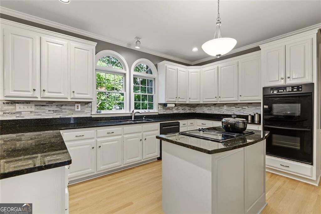 1298 Waterford Green Trail Property Photo 15