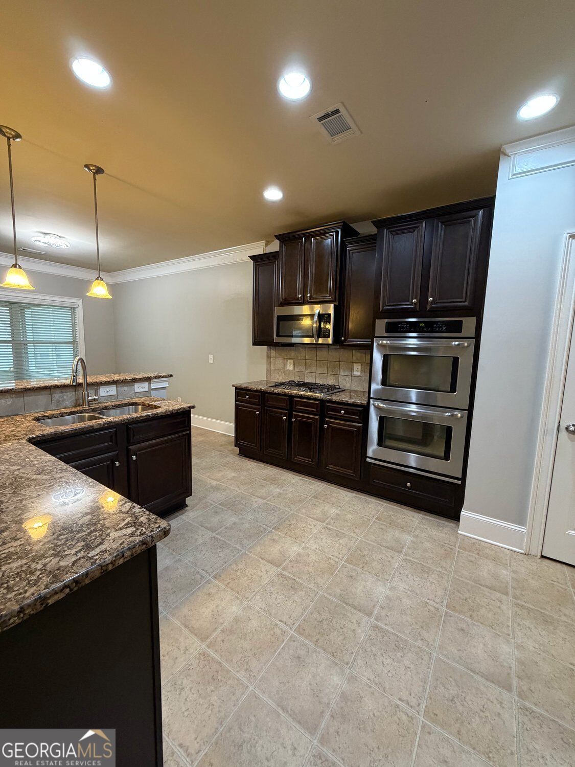 42 Fox Knoll Trail Property Photo 6