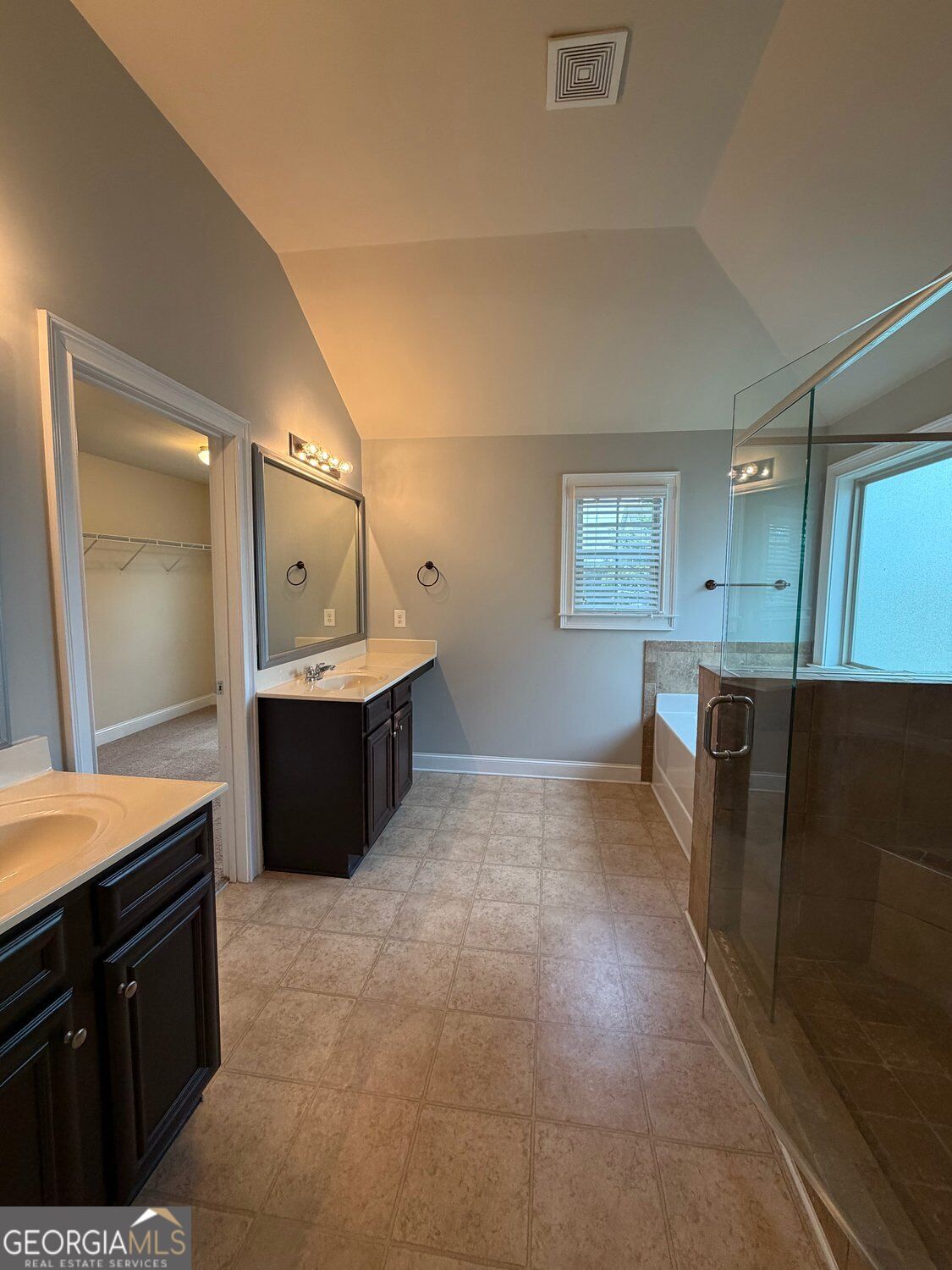 42 Fox Knoll Trail Property Photo 18
