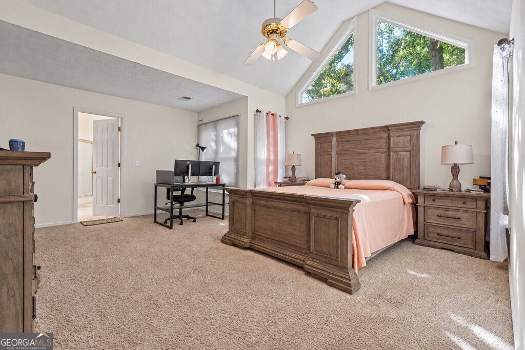2208 Thicket Court Nw Property Photo 2