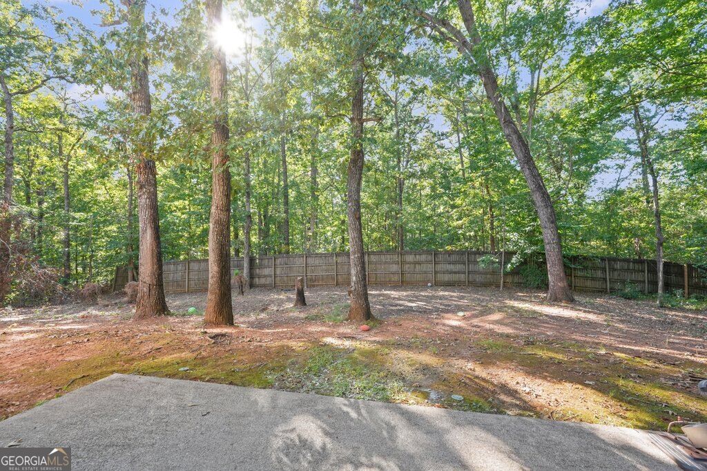 2208 Thicket Court Nw Property Photo 4