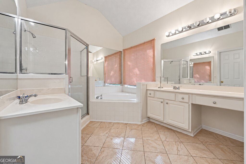 2208 Thicket Court Nw Property Photo 32
