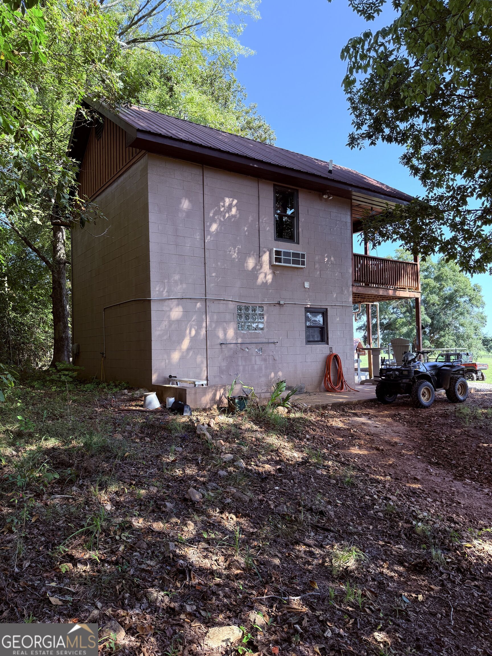 1333 E Hill Street Property Photo 47