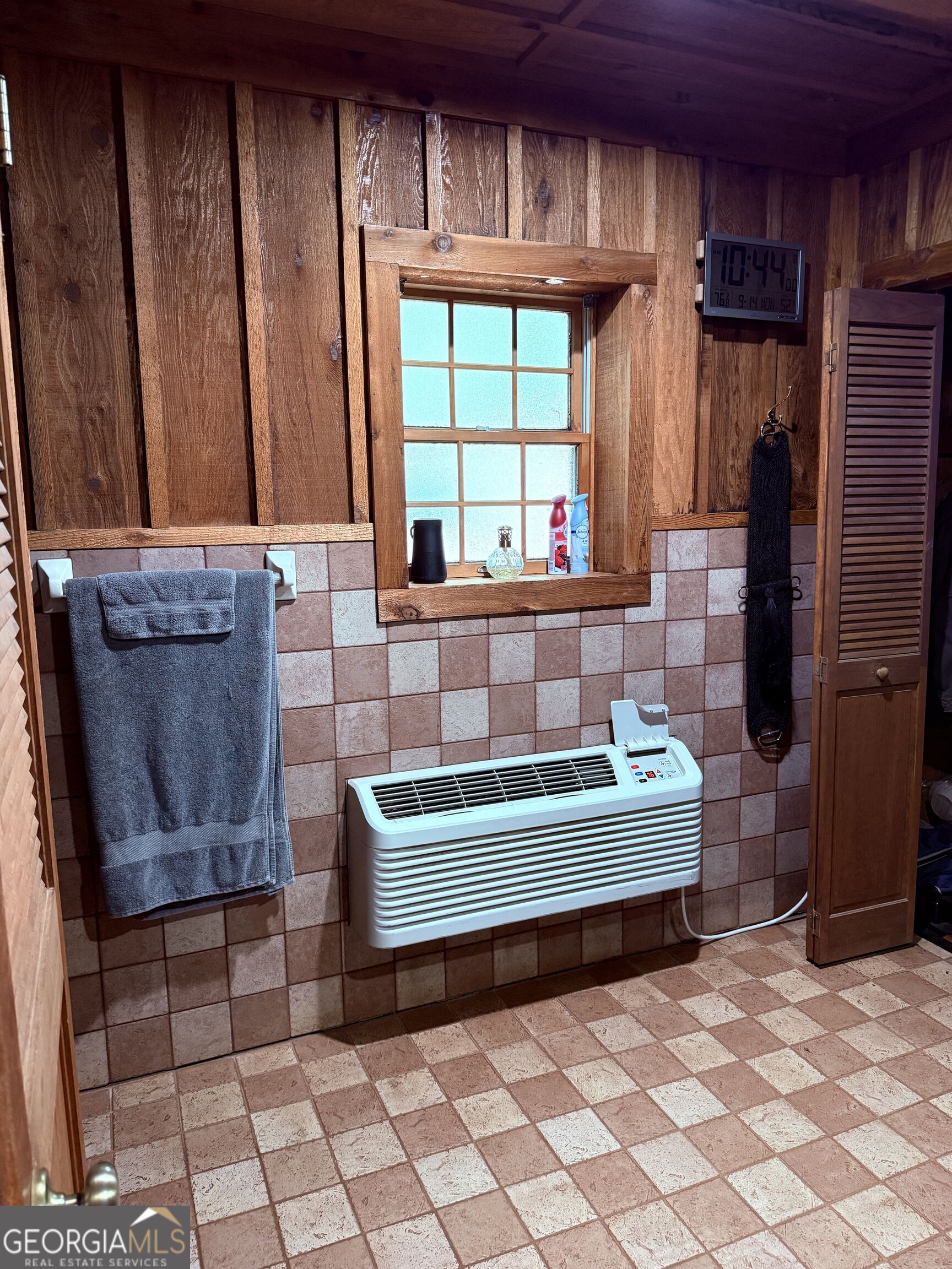 1333 E Hill Street Property Photo 53