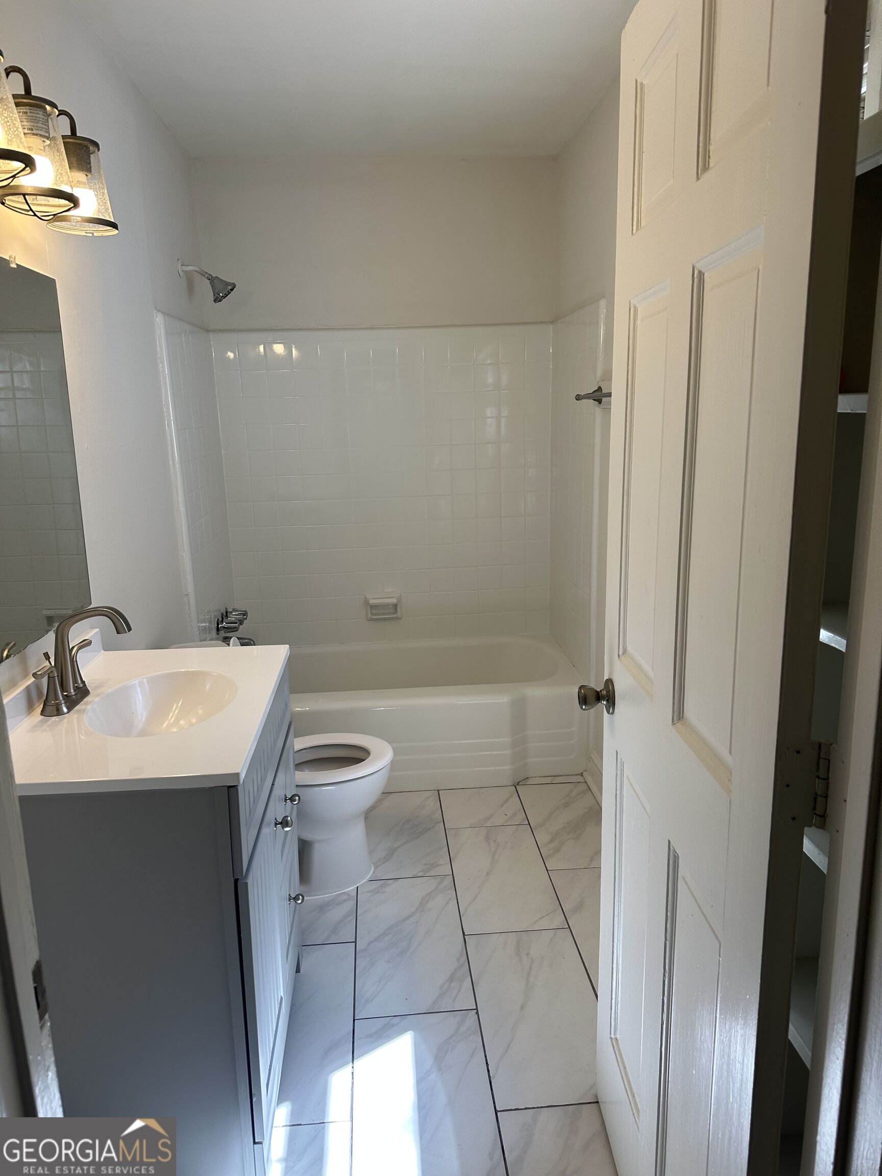 2178 Rugby Avenue Property Photo 7