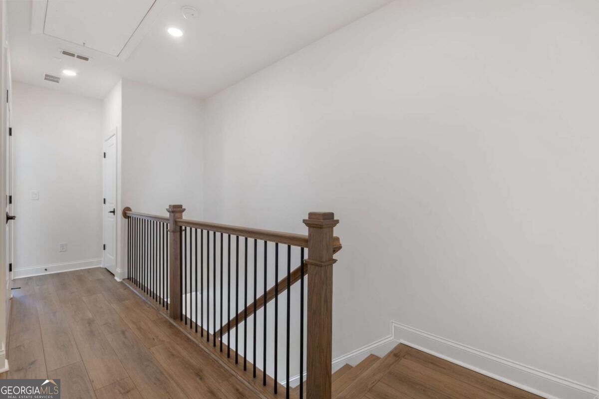 4546 Watervale Way Property Photo 17