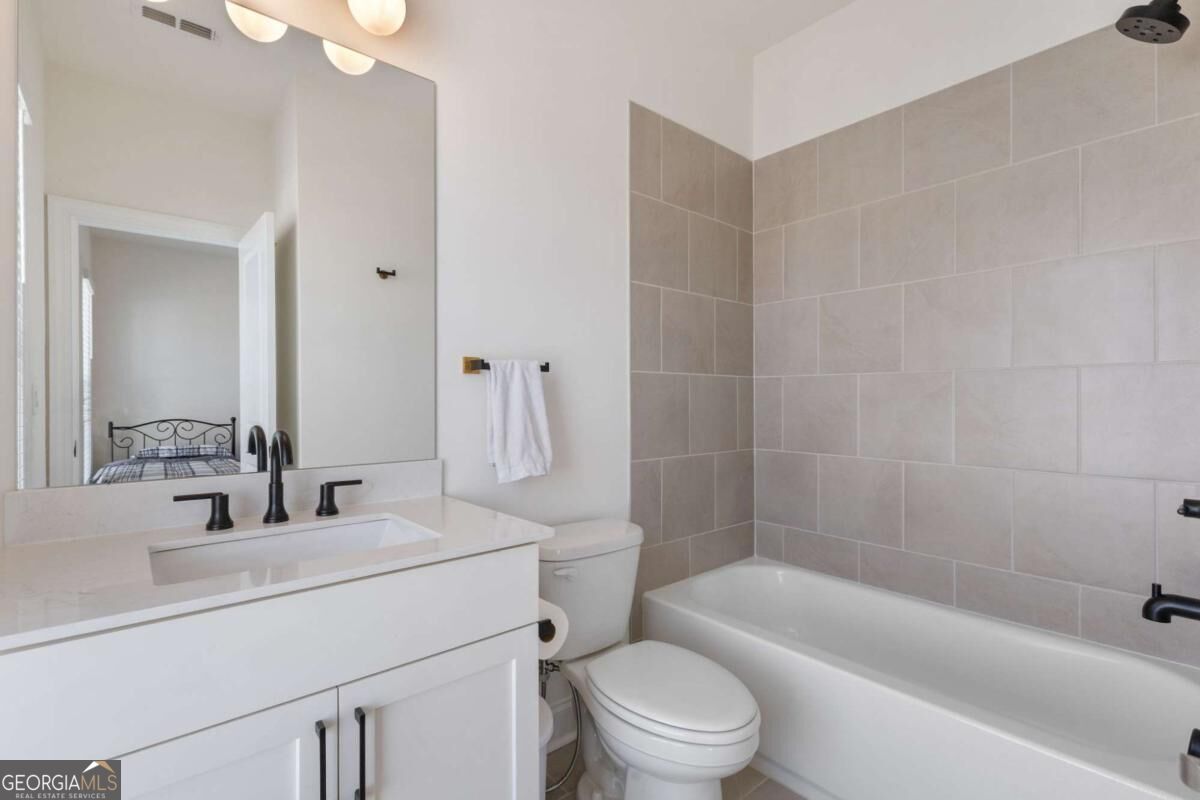 4546 Watervale Way Property Photo 26