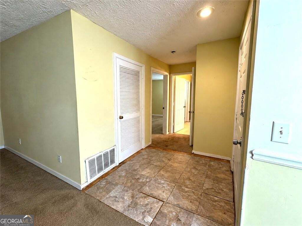 5539 Mountain Springs Circle Property Photo 3