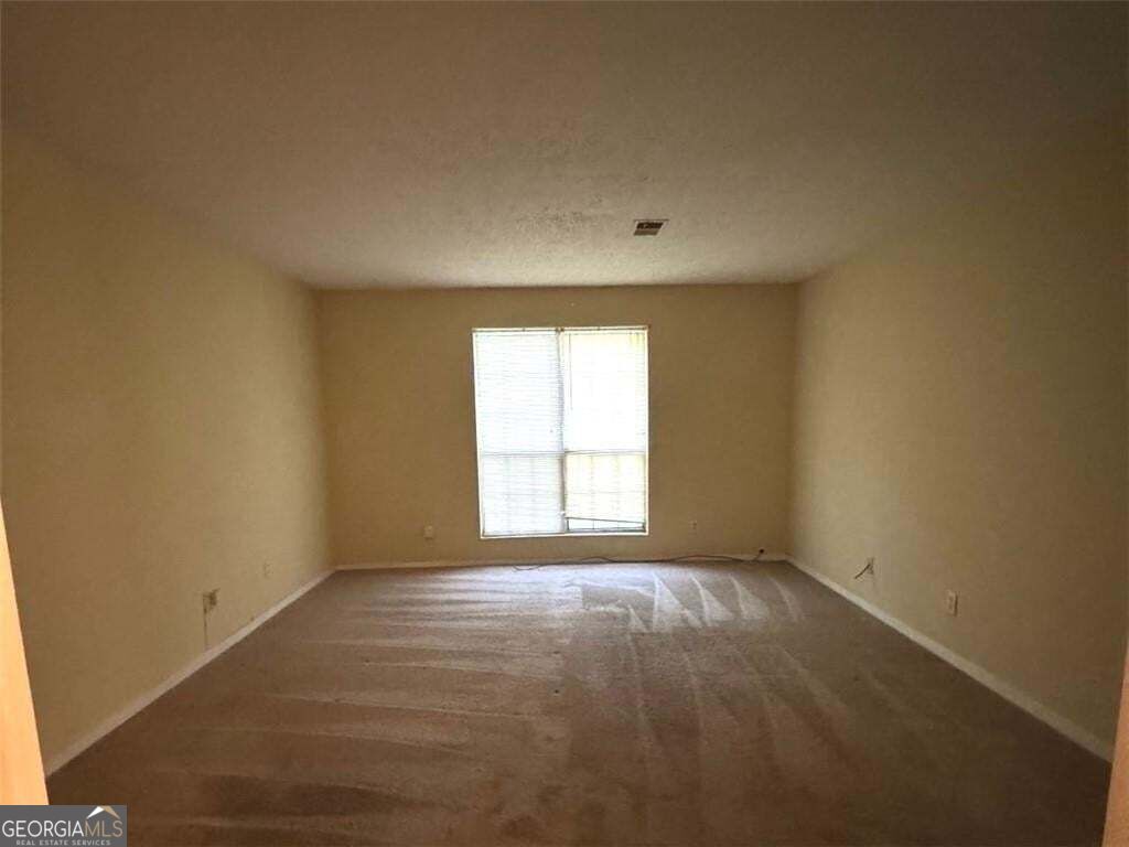 5539 Mountain Springs Circle Property Photo 4