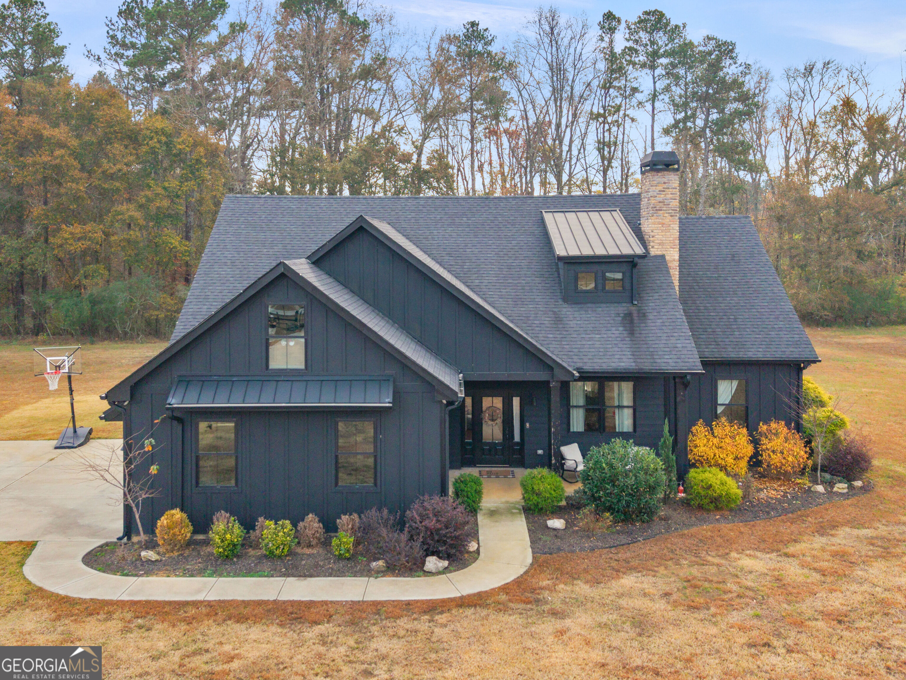 701 Marks Road Property Photo 1