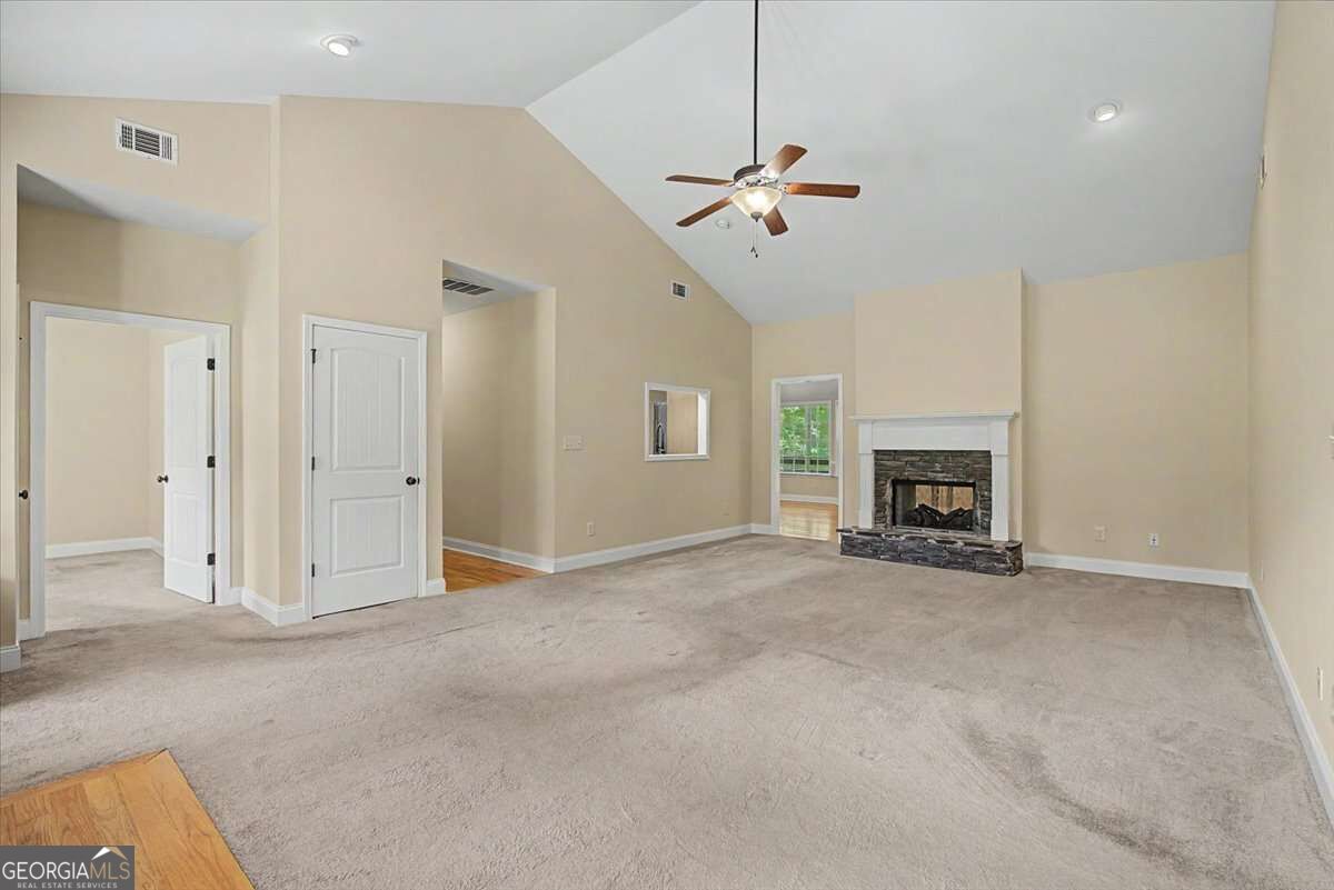 994 Rainey Road Property Photo 11