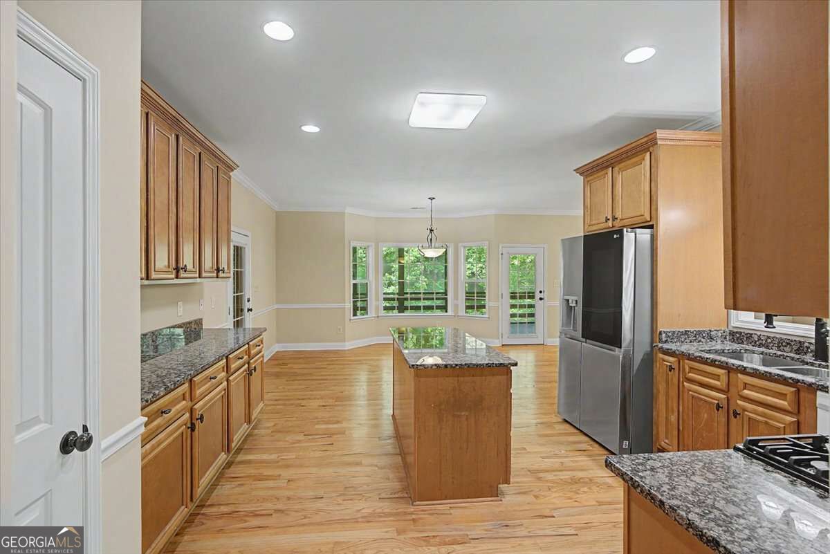 994 Rainey Road Property Photo 16