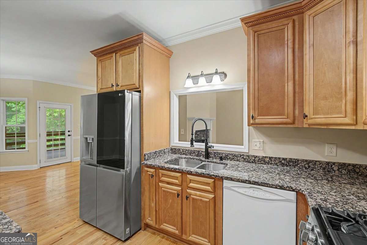 994 Rainey Road Property Photo 19