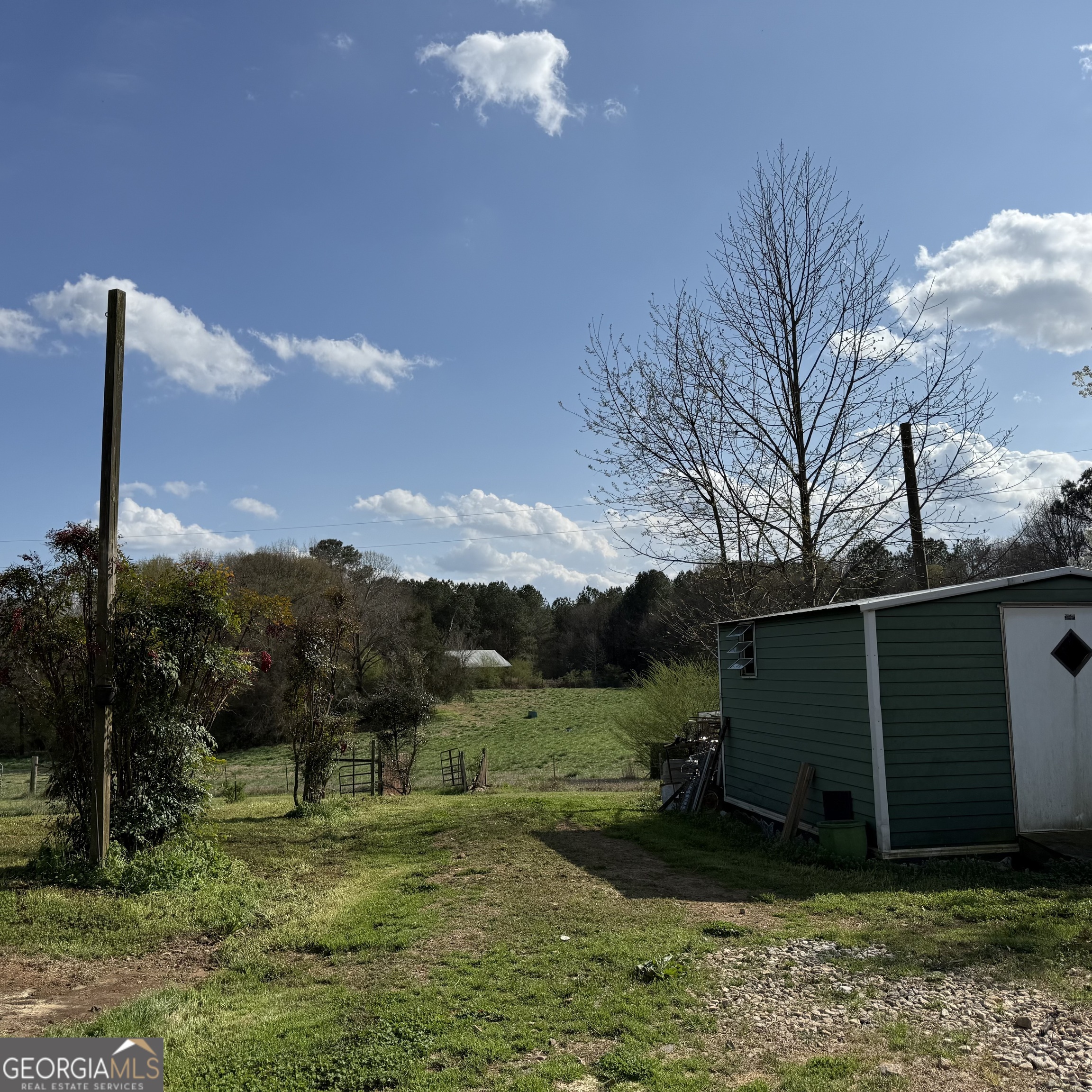 1182 Crawfords Ferry Road Property Photo 4
