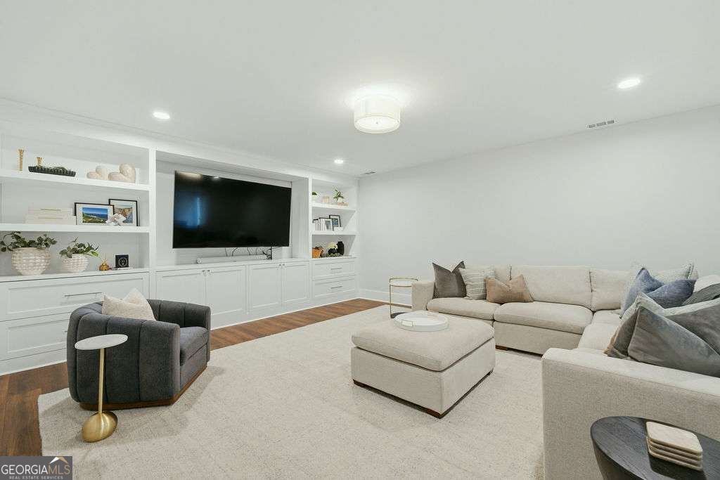 1272 Kingsview Circle Se Property Photo 39