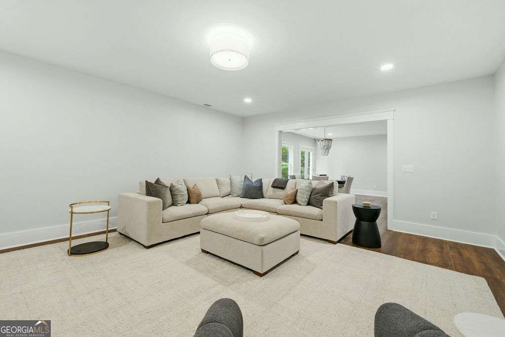 1272 Kingsview Circle Se Property Photo 40