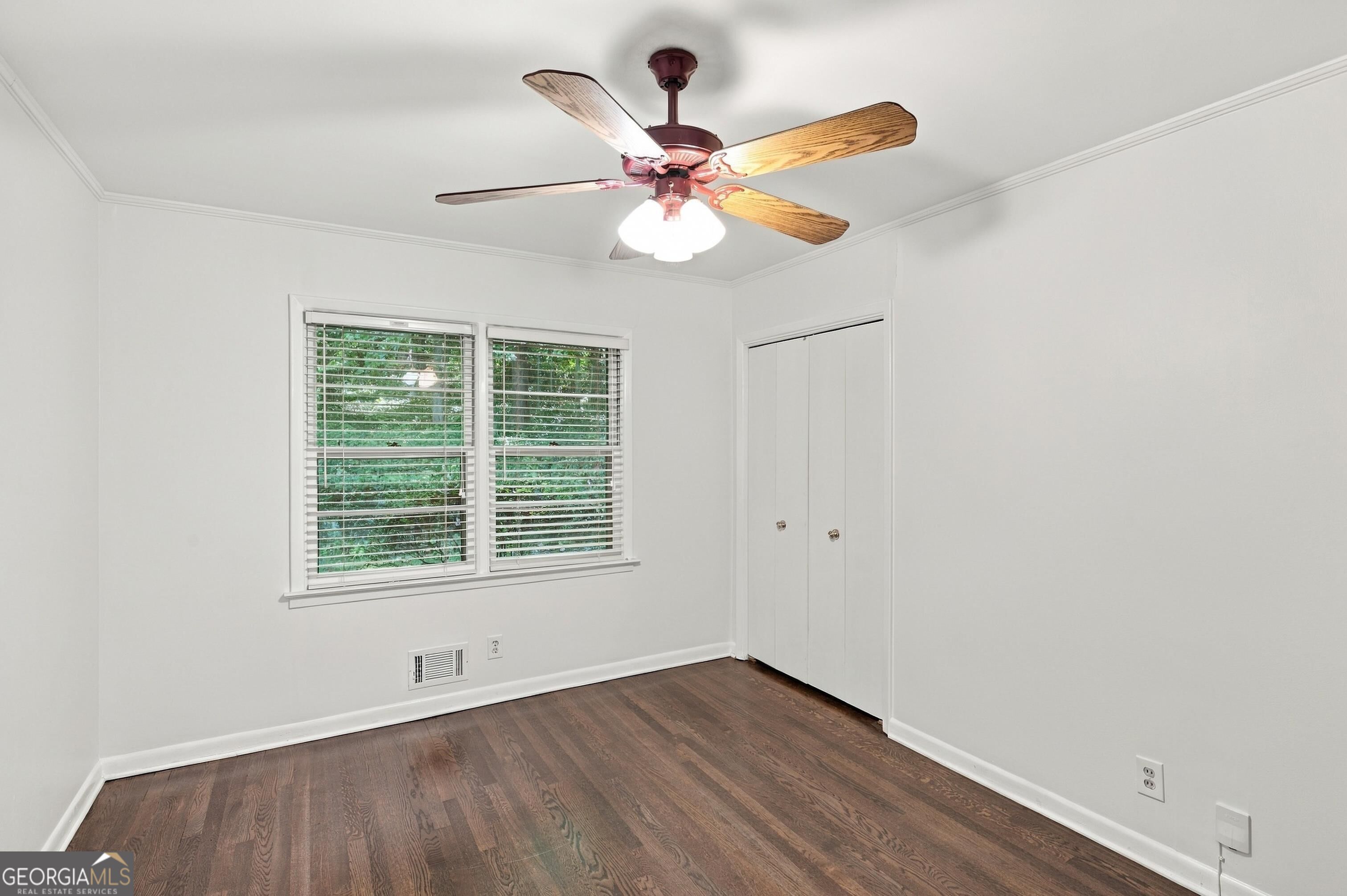 955 Vistavia Circle Property Photo 17