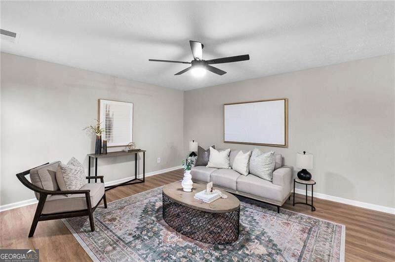 5077 Newpark Drive Nw Property Photo 4