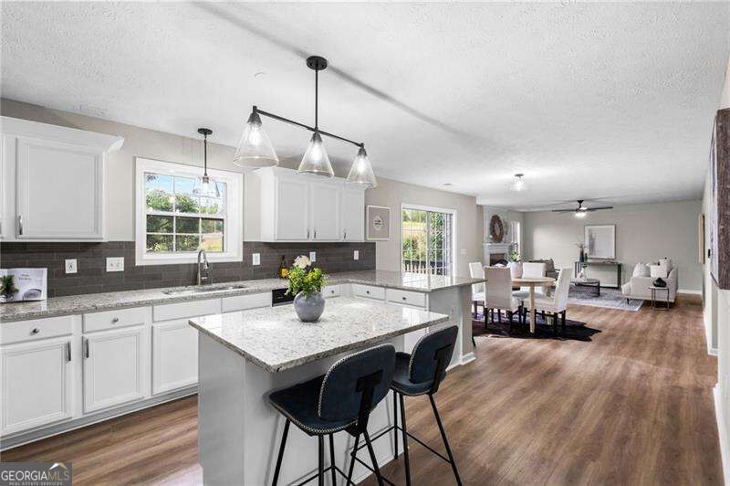 5077 Newpark Drive Nw Property Photo 11