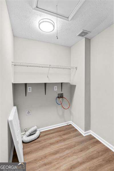 5077 Newpark Drive Nw Property Photo 26