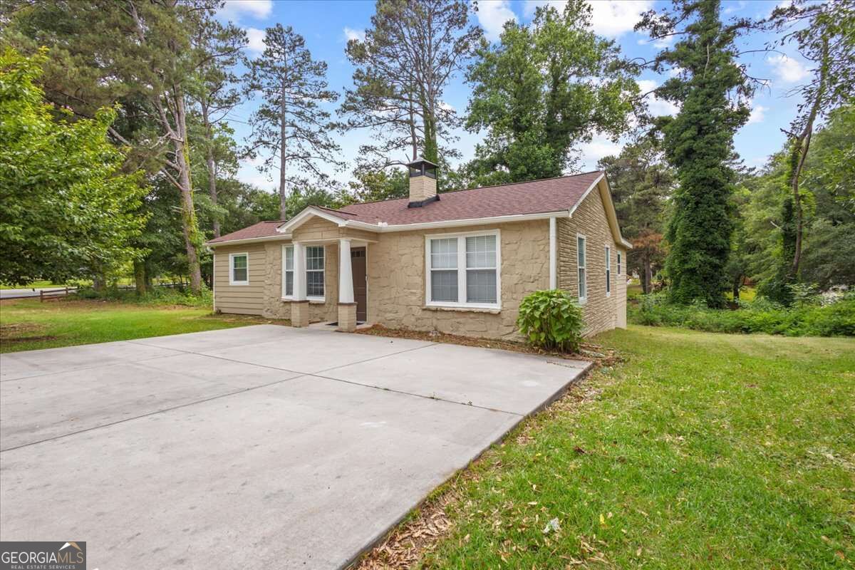 4348 Midway Road Property Photo 22