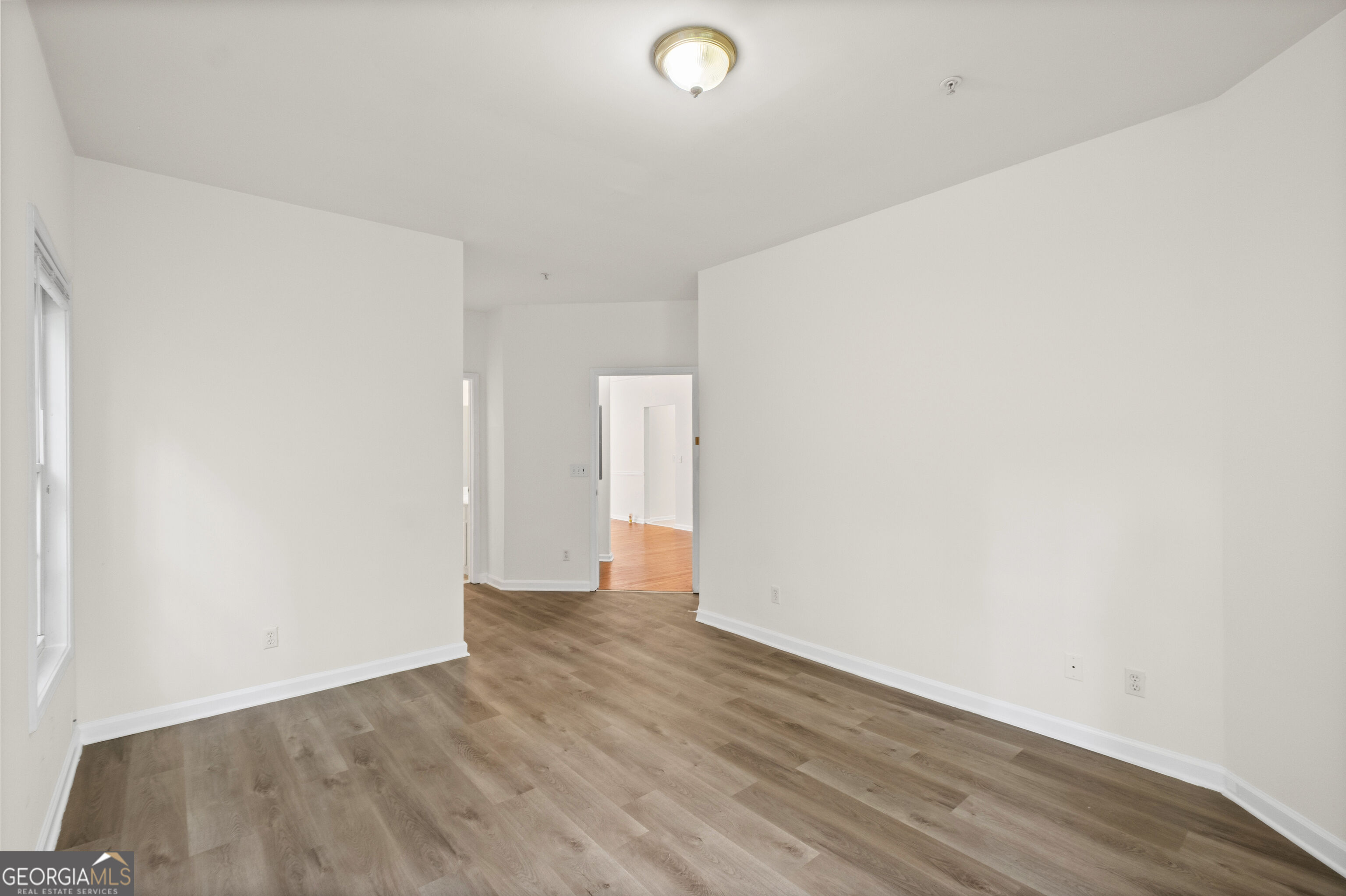 8849 Fairview Bluff Road Property Photo 11