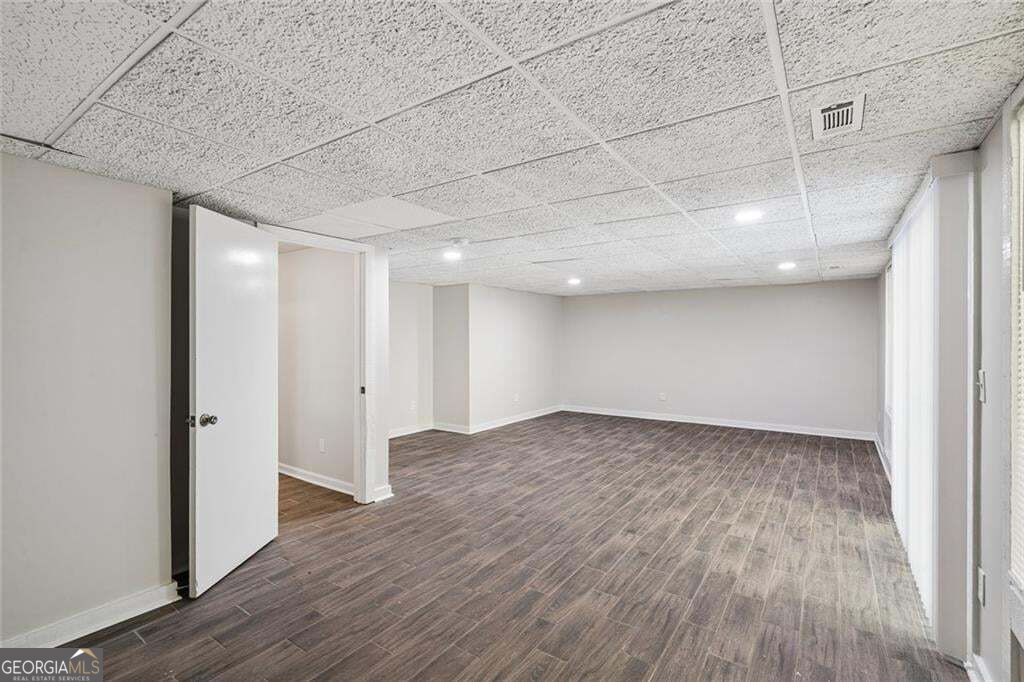587 Farmbrook Trail Ne Property Photo 9