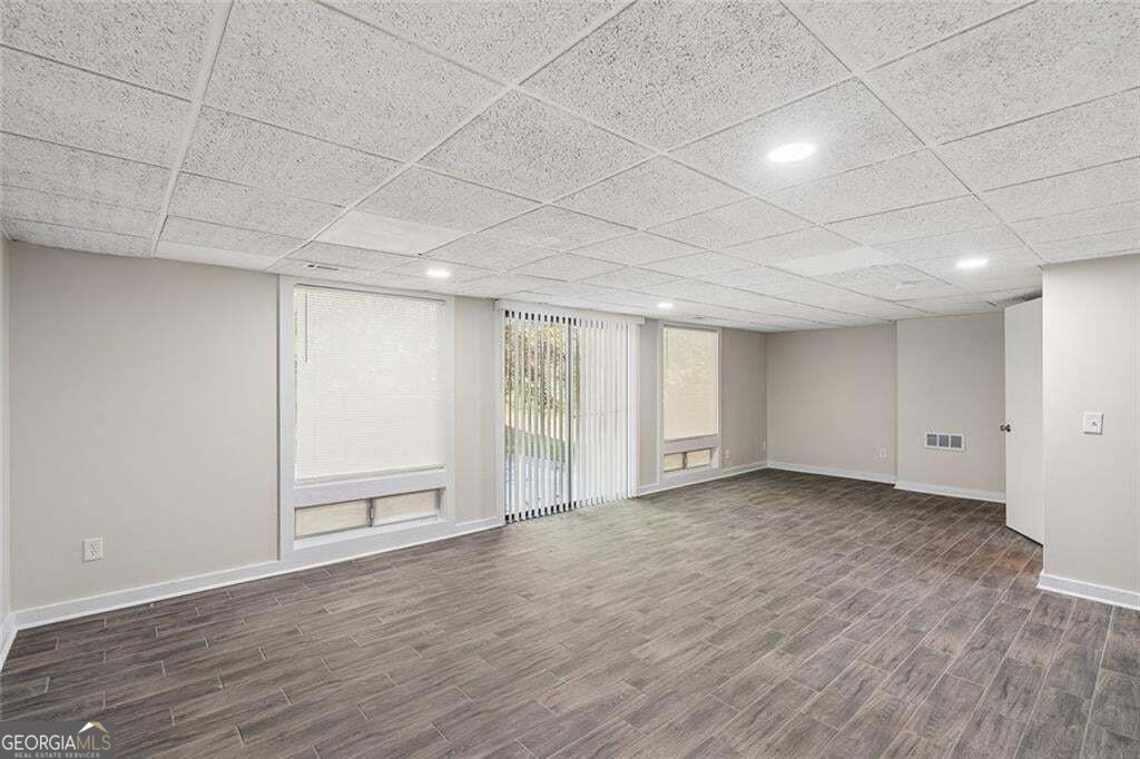 587 Farmbrook Trail Ne Property Photo 10