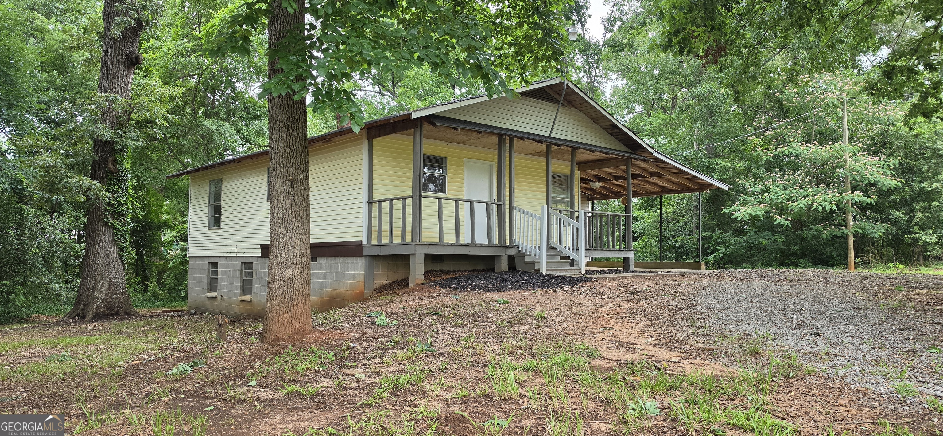 2601 Anderson Highway Property Photo 1