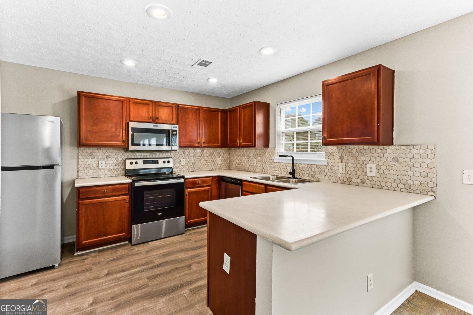 2835 Storybook Court Property Photo 16