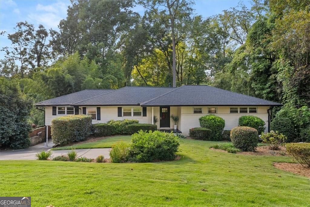 1388 Carolyn Drive NE