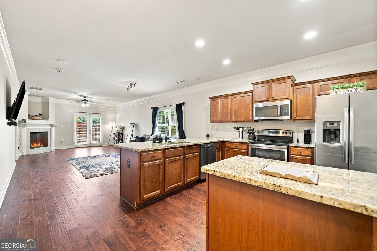 2849 Fox Bridge Court Property Photo 4