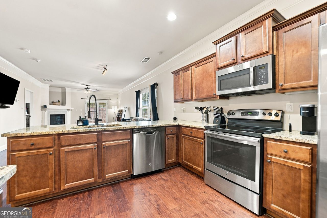 2849 Fox Bridge Court Property Photo 10