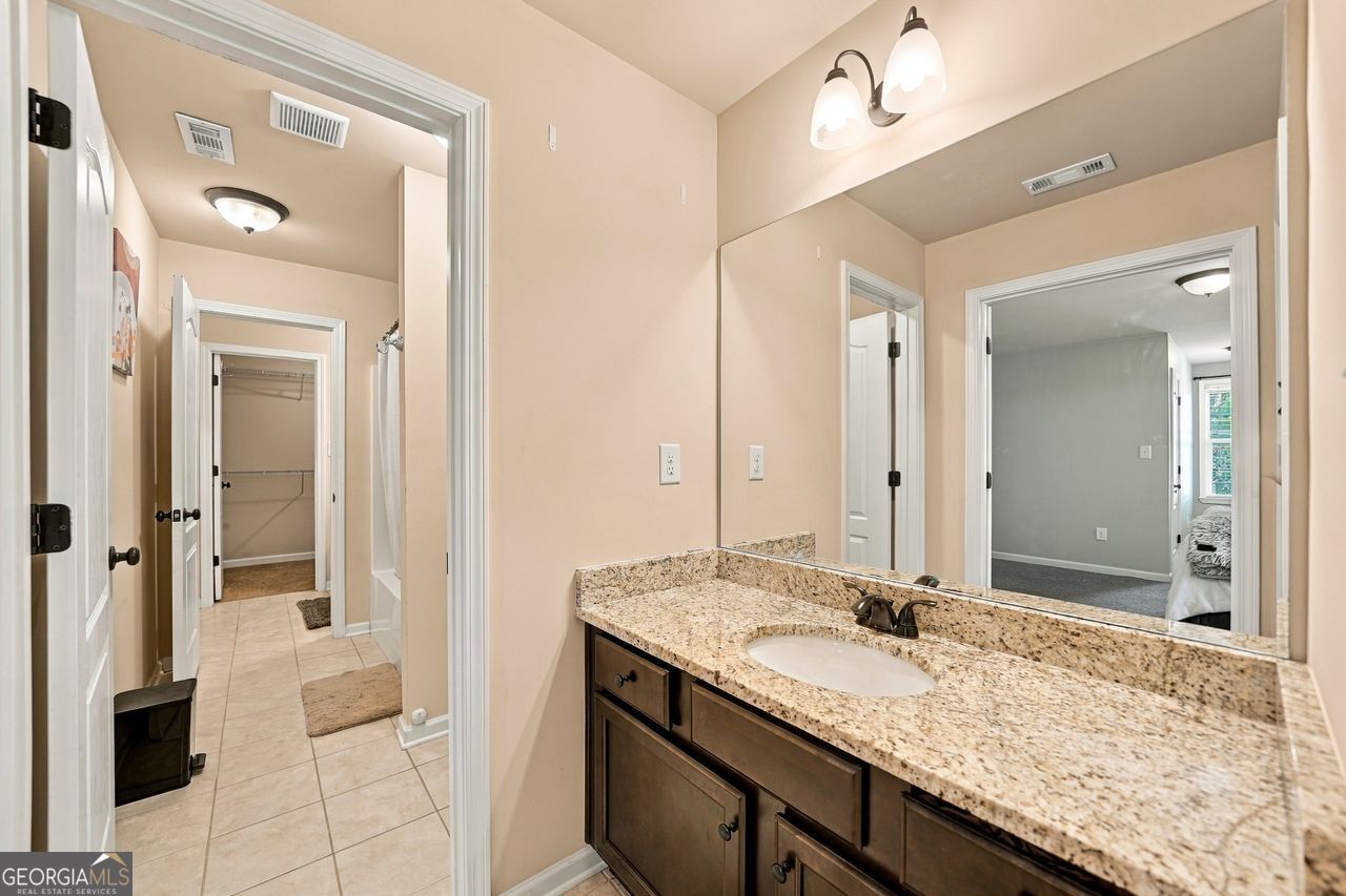 2849 Fox Bridge Court Property Photo 20