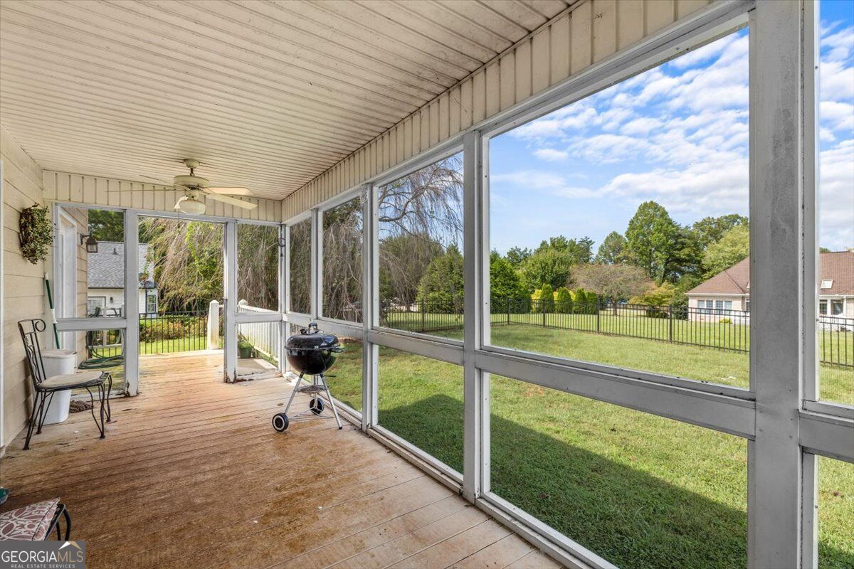 324 Sims Circle Property Photo 14