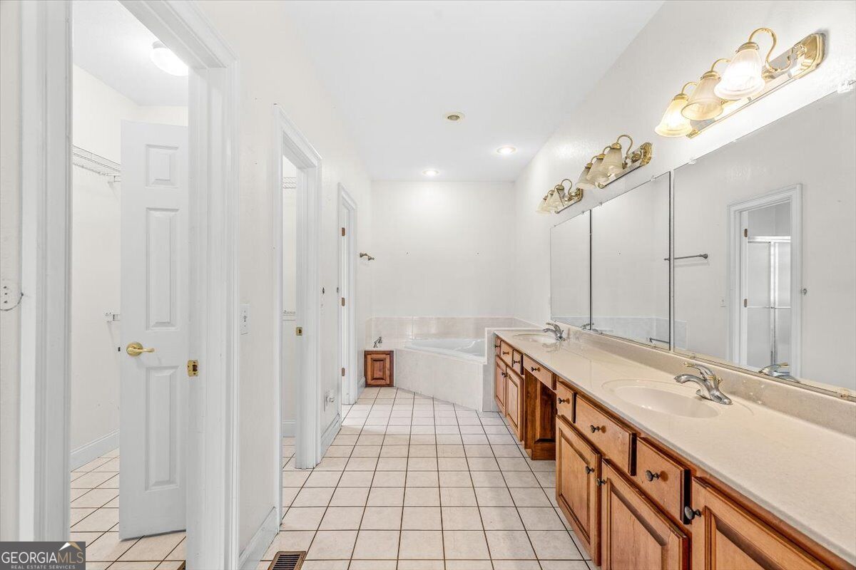 324 Sims Circle Property Photo 28