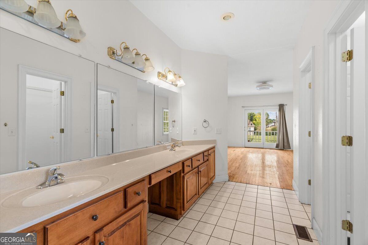 324 Sims Circle Property Photo 29