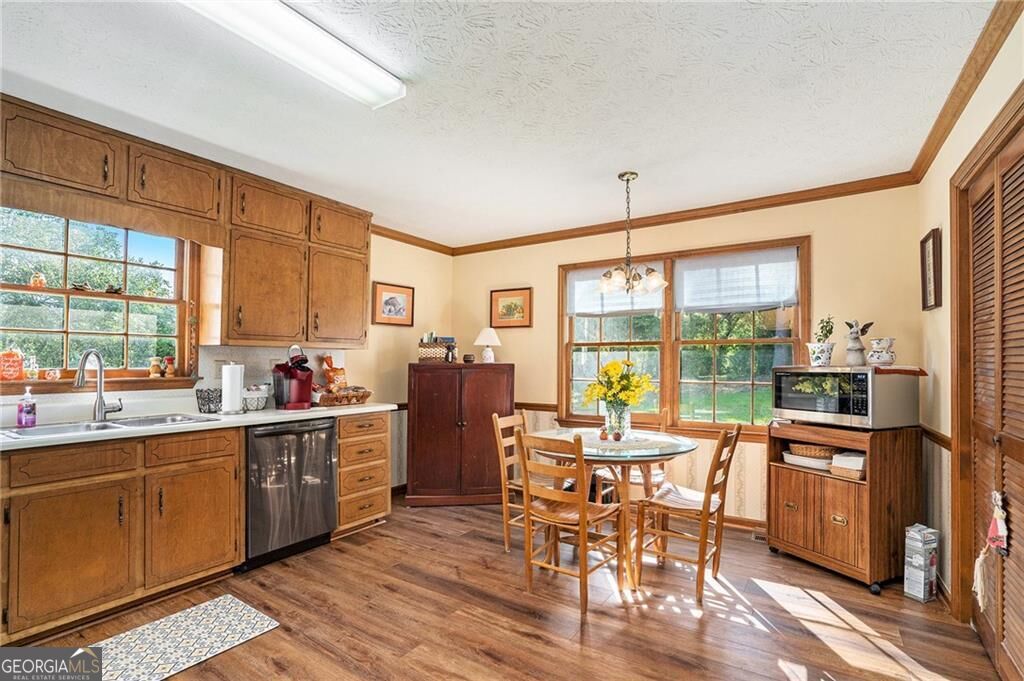 2260 Deer Oaks Trail Property Photo 8