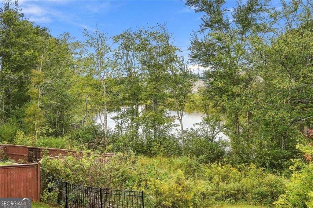 8965 Tanner Crescent Property Photo 5