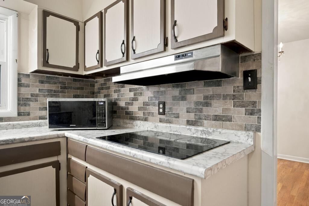 331 Clairmont Drive Property Photo 17