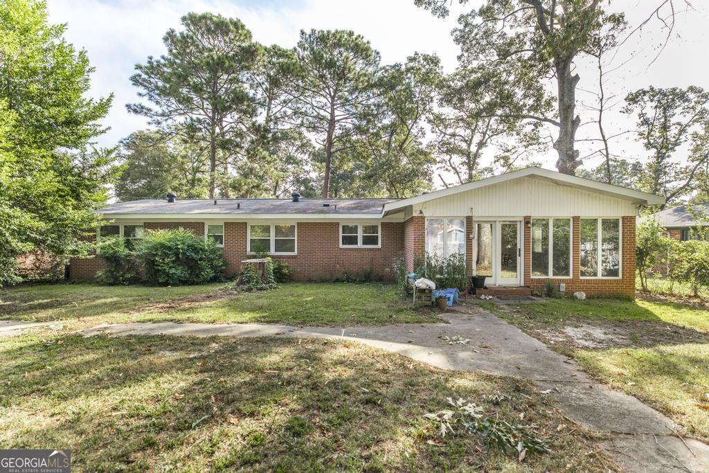 331 Clairmont Drive Property Photo 32