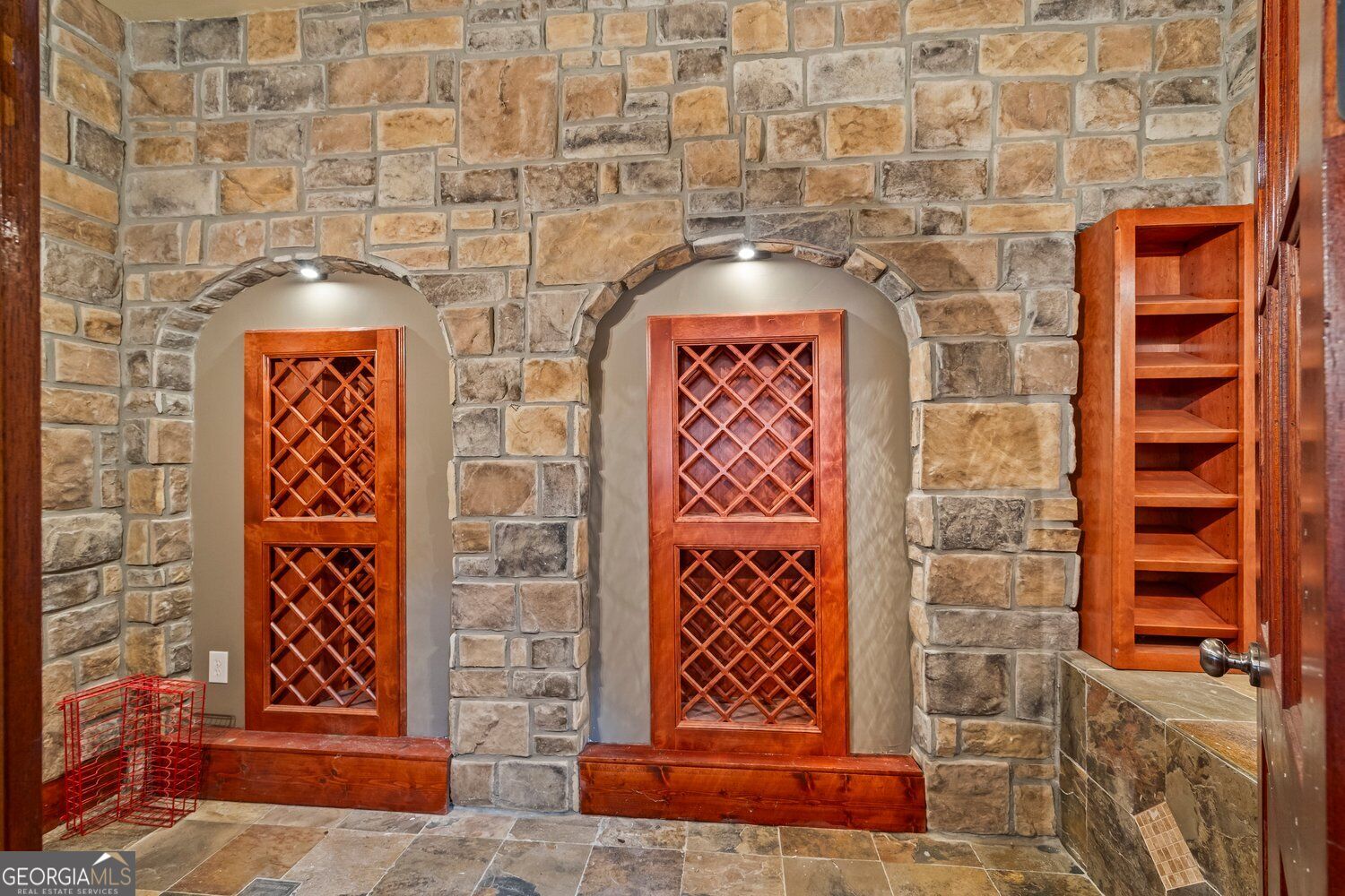536 St Ives Walk Property Photo 29